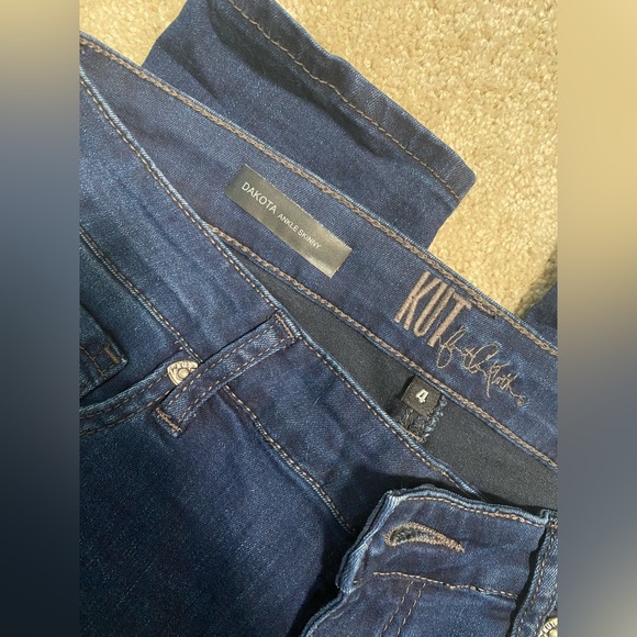 Kut from the Kloth Dakota Skinny Ankle Blue Jeans (Size 4) - Picture 4 of 5
